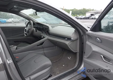 2025 Hyundai Elantra Sel Convenience z USA, uszkodzony, nr VIN KMHLS4DG9SU856457